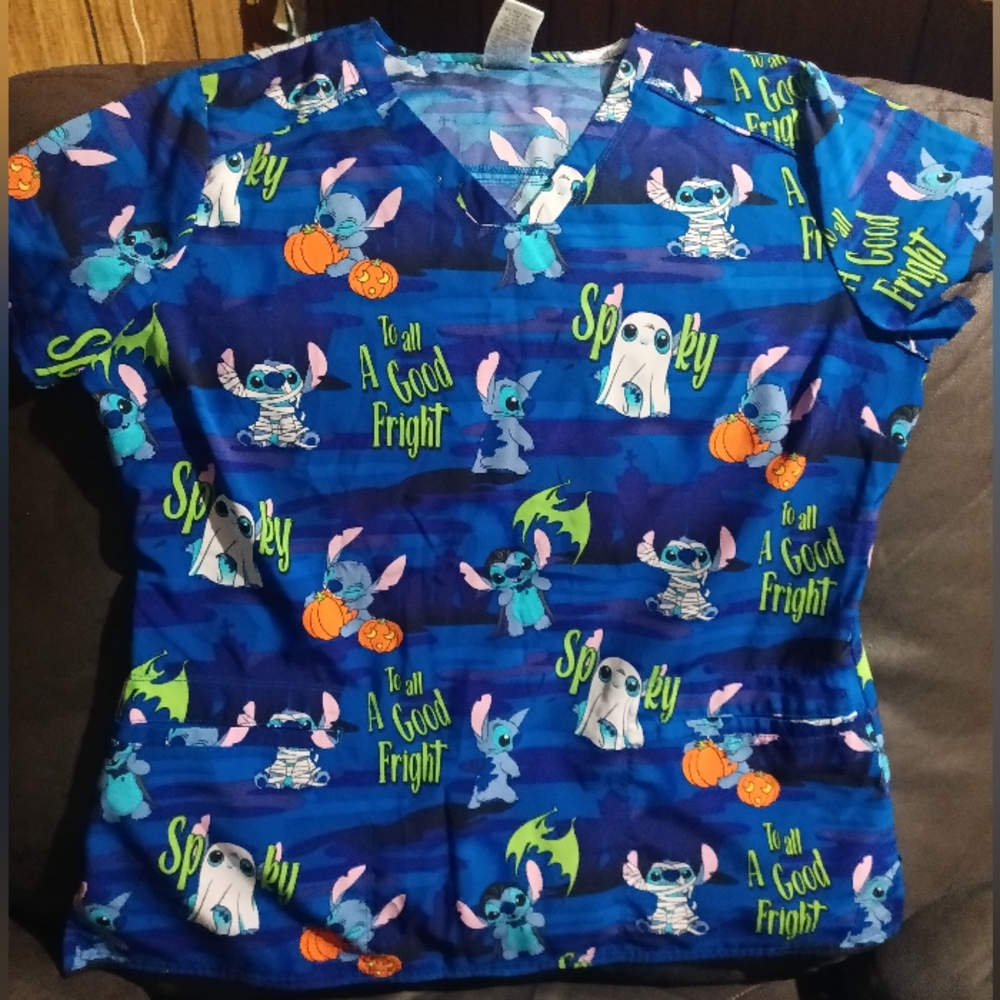 Tooniforms Disney's Stitch A Good Fright Women's 2-Pocket STRETCH V-Neck Print